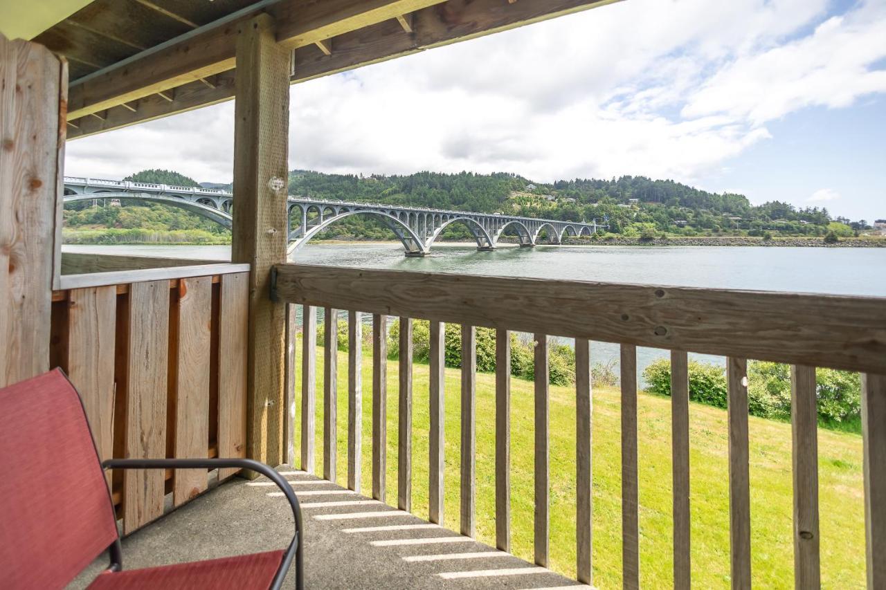 Jot'S Resort Gold Beach Exteriör bild